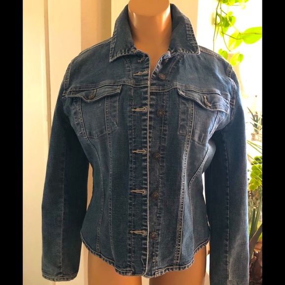 AMI Tailored Jean Jacket NWOT
